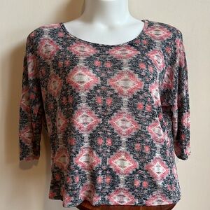 Kristin Nicole southerstern design top